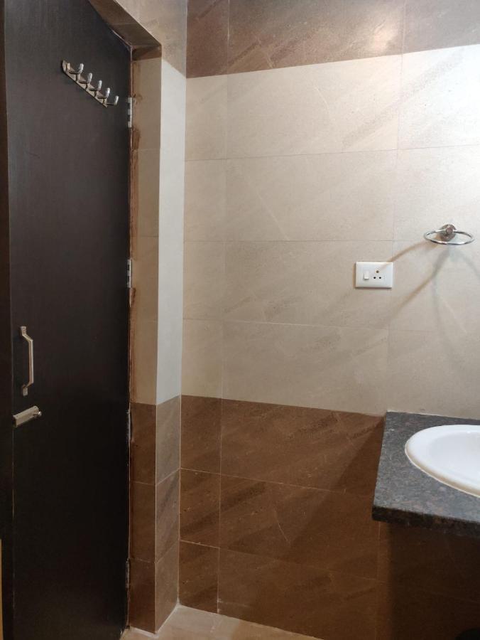 Apartment By Leela Homes Arpora